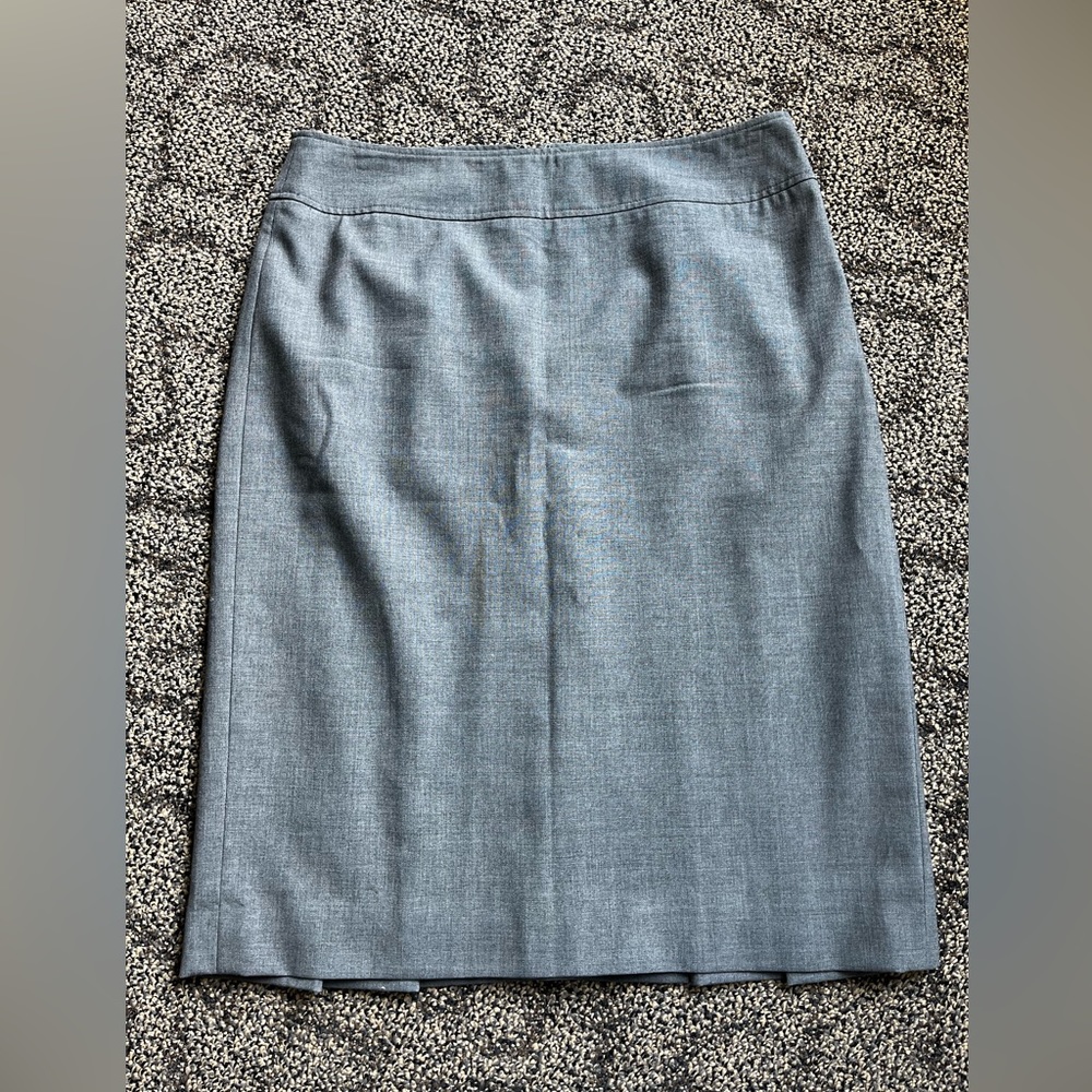 Ann Taylor stretch gray skirt